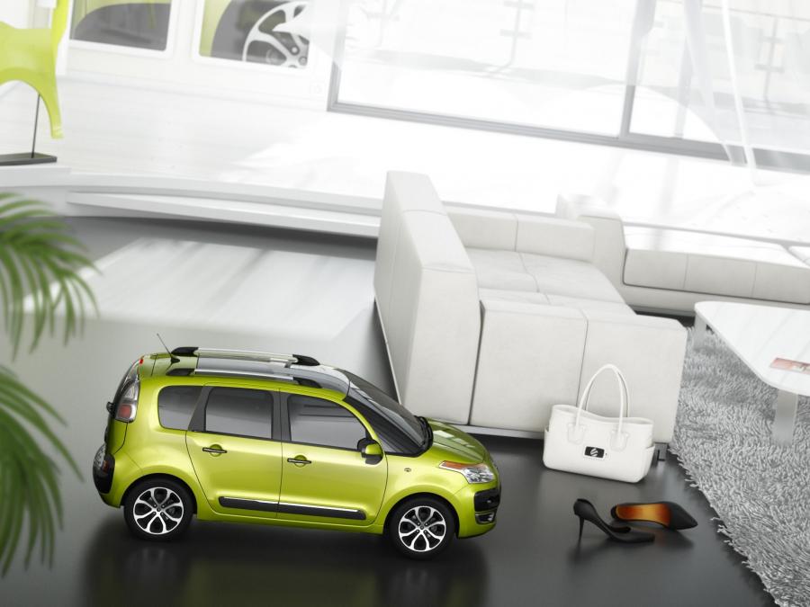  Citroen C3 Picasso 2009 года  (фото 44 из 242)